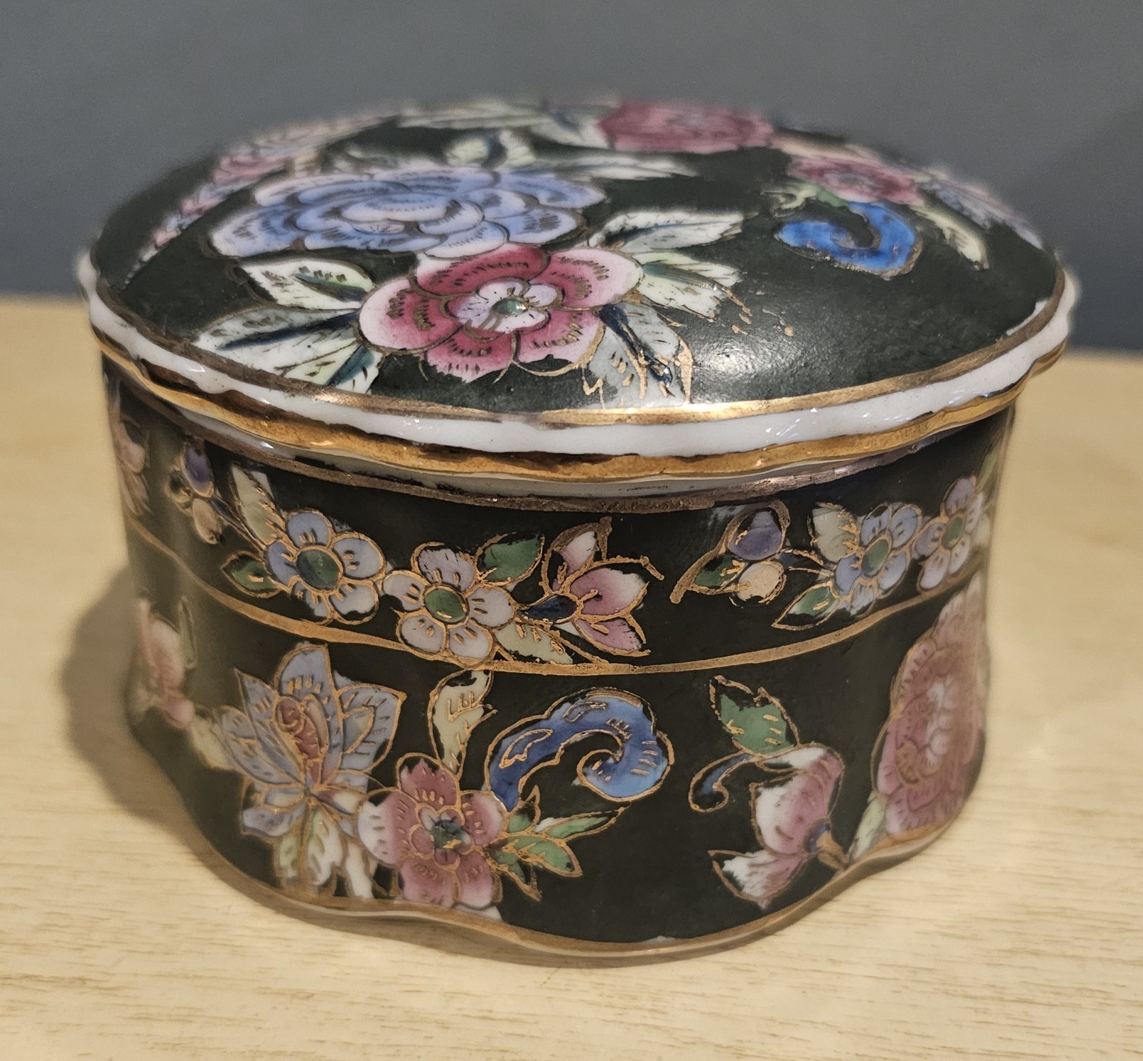 Vintage Hand Painted  Porcelain Trinket Box