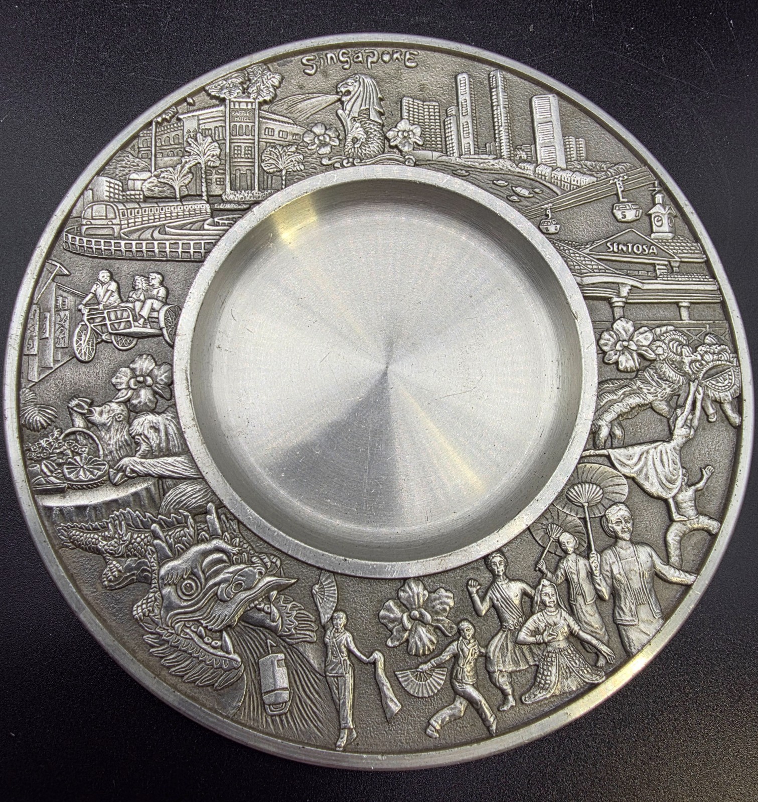 Eastern Pewter Singapore Souvenir Ashtray Scenic 5\ Eastern Pewter Singapore Souvenir Ashtray Scenic 5\