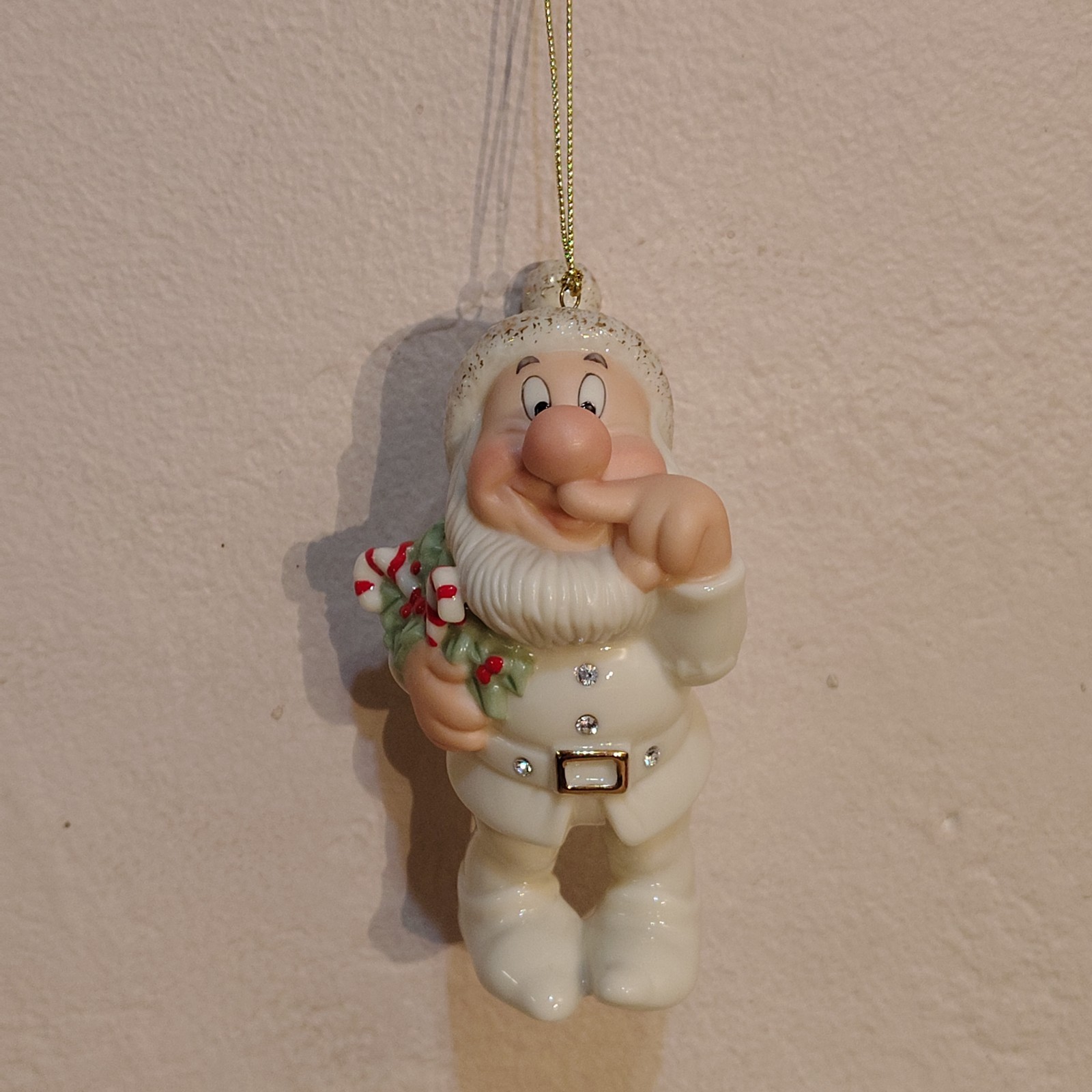 Vtg Lenox Disney Showcase A SNEEZY SORT OF CHRISTMAS Ornament Snow White Dwarf Vtg Lenox Disney Showcase A SNEEZY SORT OF CHRISTMAS Ornament Snow White Dwarf