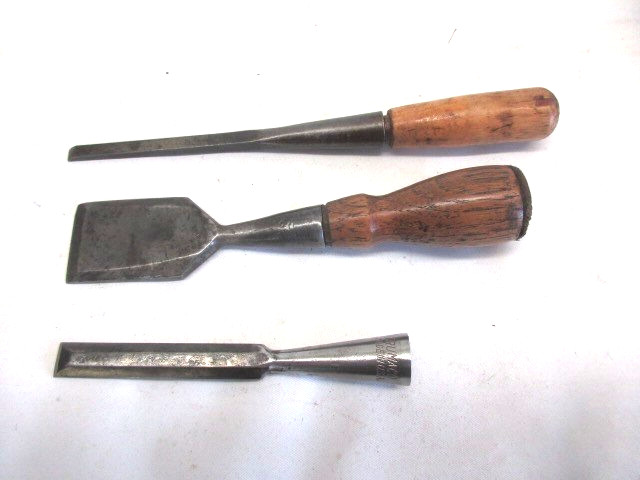 3 Vintage Socket Chisels Buck Brother 1/4” , Trumaco 1/2”, Unmarked 1.5\ 3 Vintage Socket Chisels Buck Brother 1/4” , Trumaco 1/2”, Unmarked 1.5\