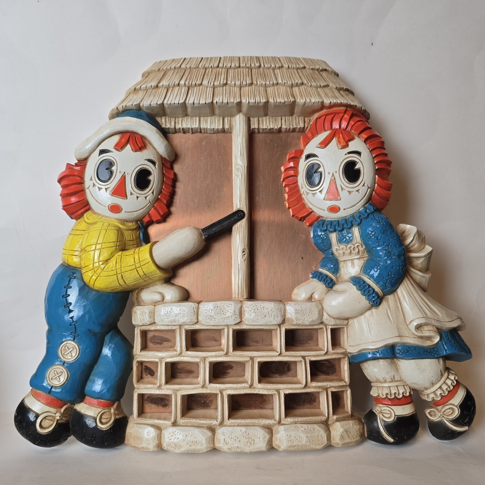 Vintage 1977 Raggedy Ann Andy Wishing Well Wall Plaque Creepy Haunted Halloween