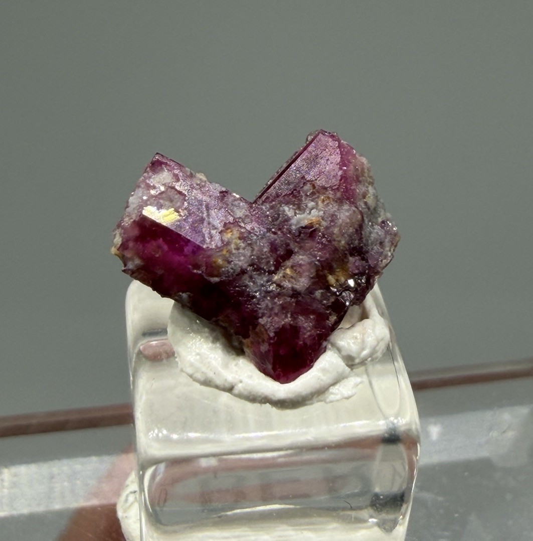 Twin Red Beryl Crystals From Violet Claim, Wah Wah Mount, Utah, Bixbite, 2.04ct