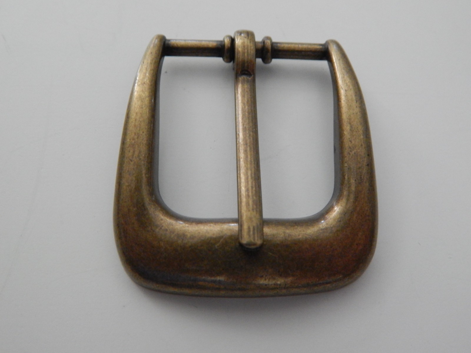 Vintage Ribco USA  Antique Brass Finish End Bar Belt Buckle Fits 1\