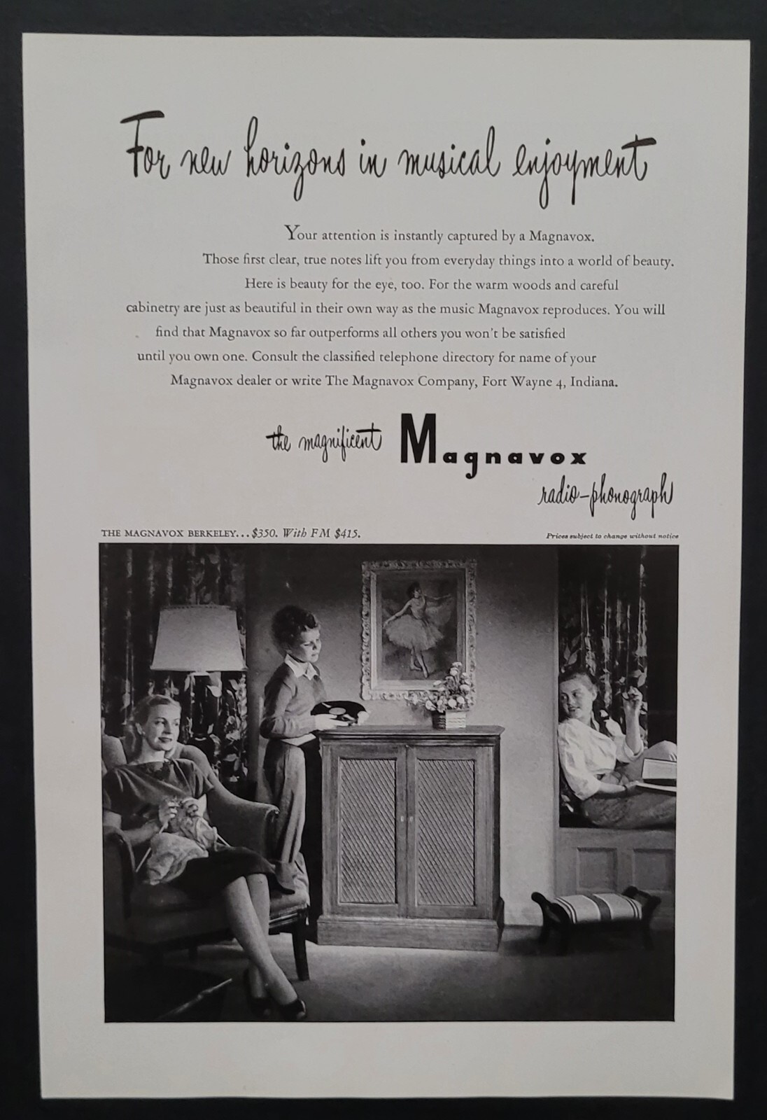 1948 Magnavox Radio-Phonograph Vintage 7x10\