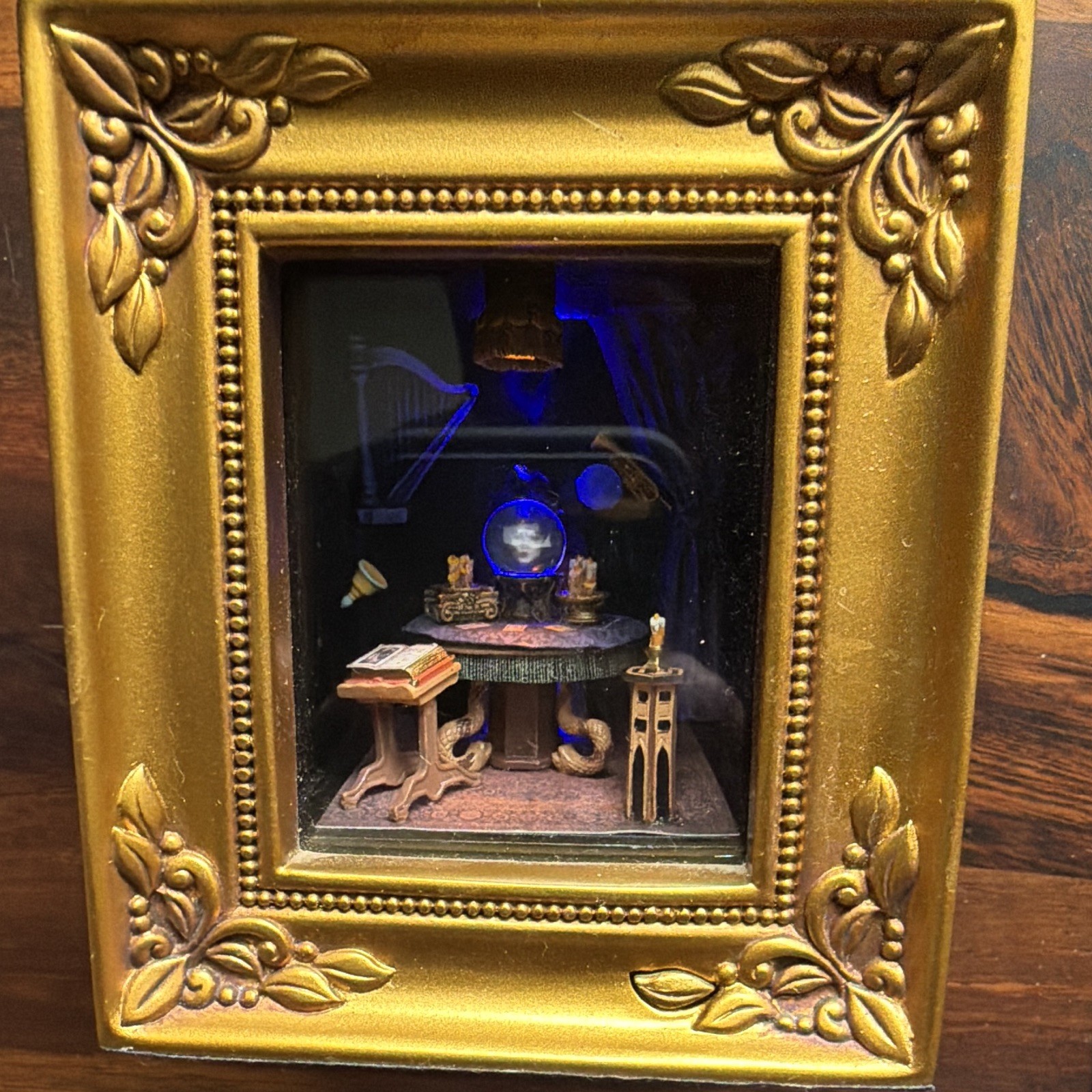 Disney Gallery of Light Madame Leota - Haunted Mansion