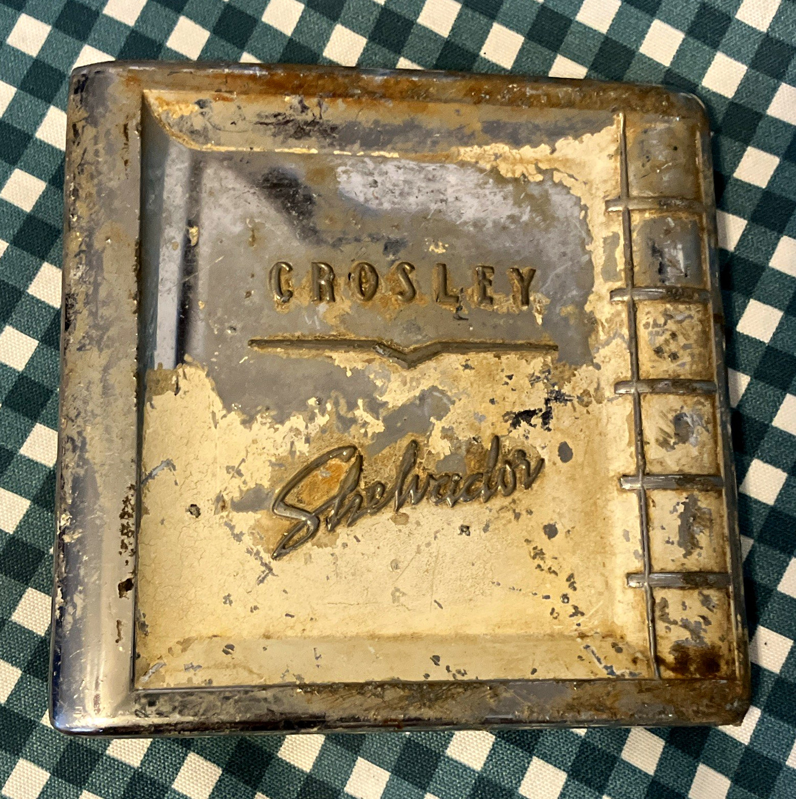 Vintage Crosley Shelvador Metal handle