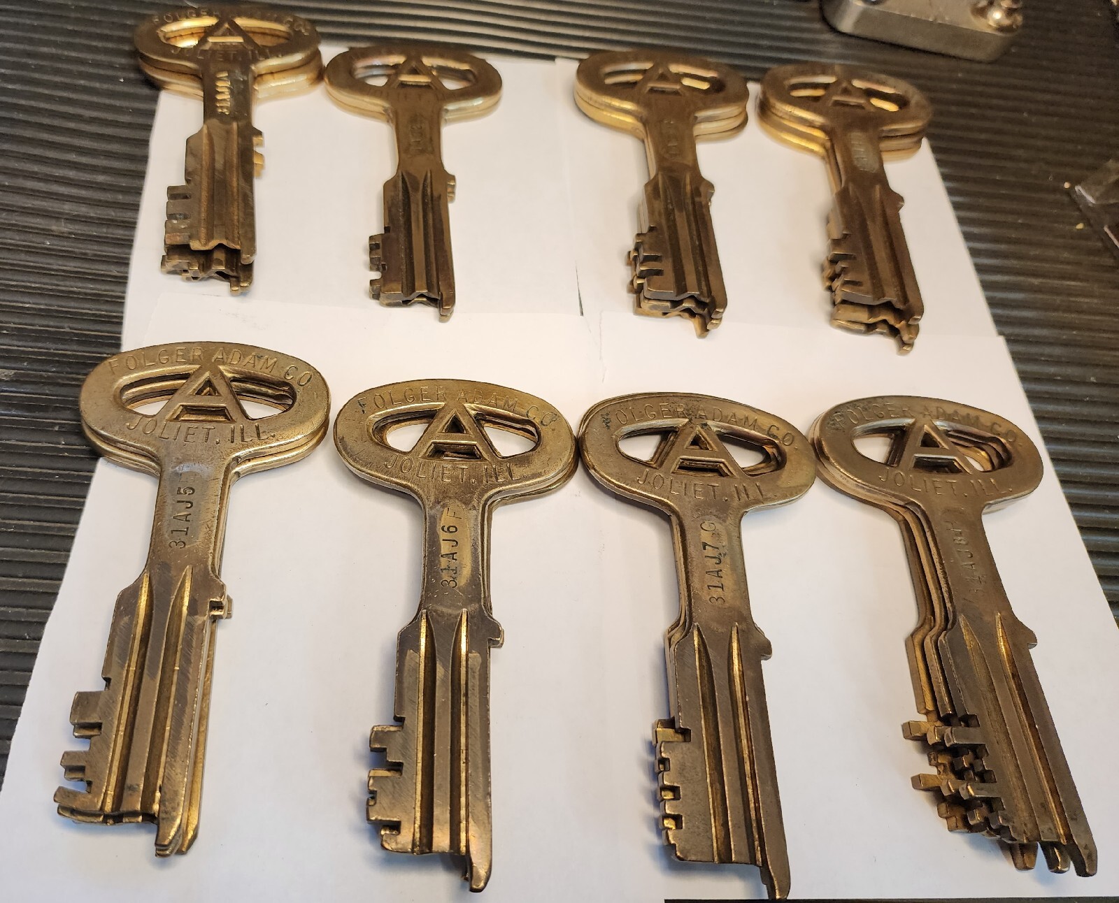Folger Adam Vintage Key Large Folger Adam Vintage Key Large