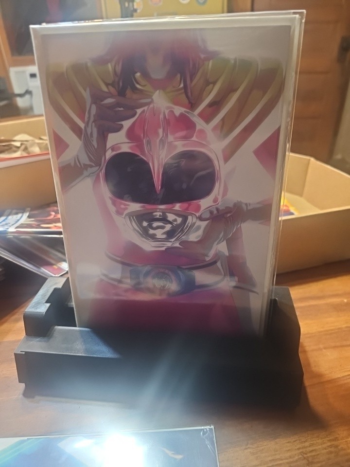 Power Rangers Shattered Grid #1 Pink Ranger helmet variant & power rangers #13
