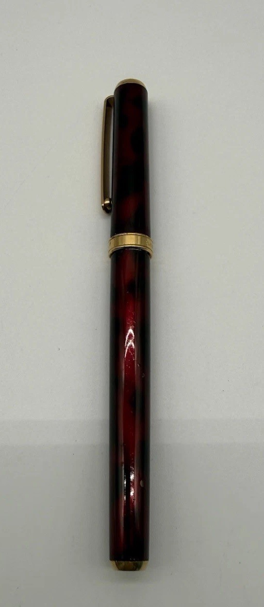 Vintage BelAge Platinum Fountain Pen Red w/ Gold Color Accents