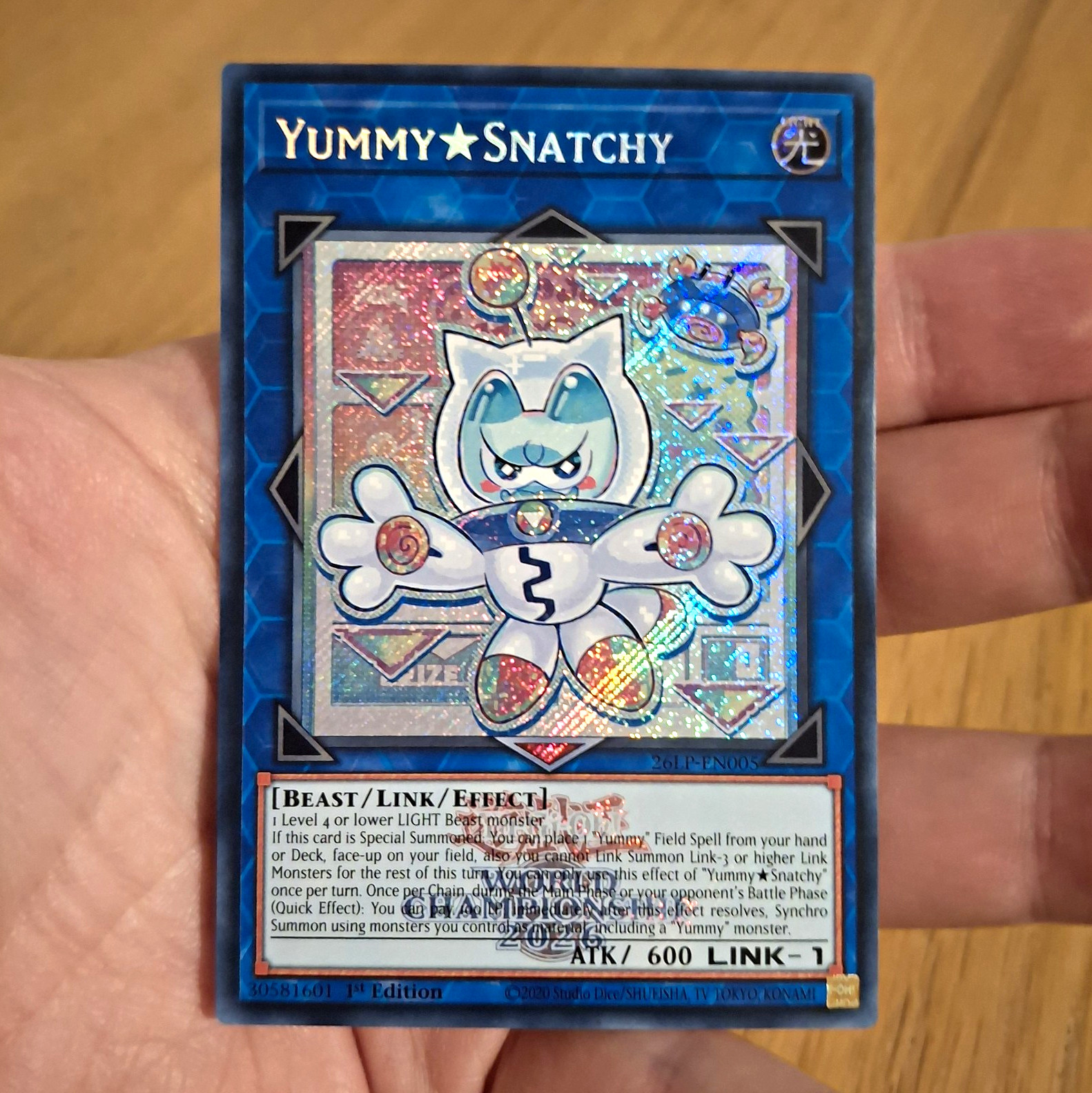 Yummy Snatchy secret rare 1st edition emblazoned 26LP yugioh Konami mint