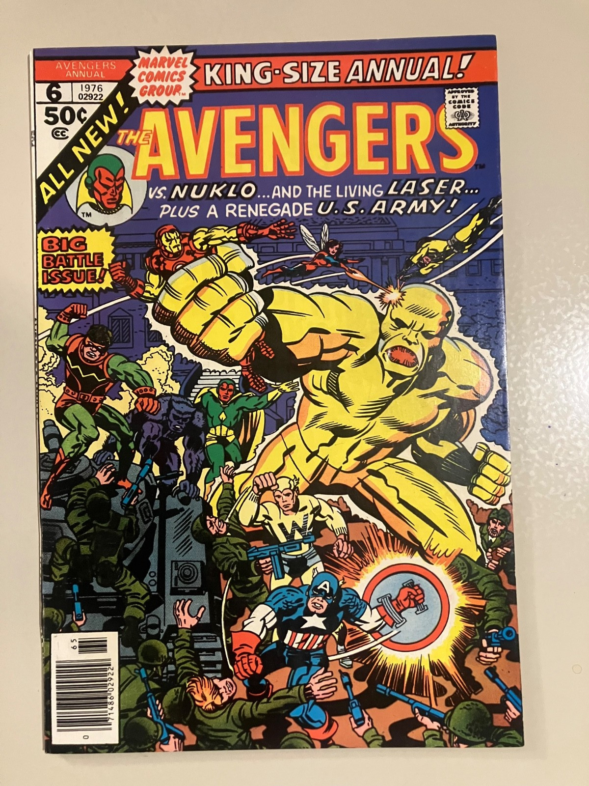 AVENGERS ANNUAL # 6 NM/MT 9.8 White Pages  Perfect Corners  Perfect Spine 