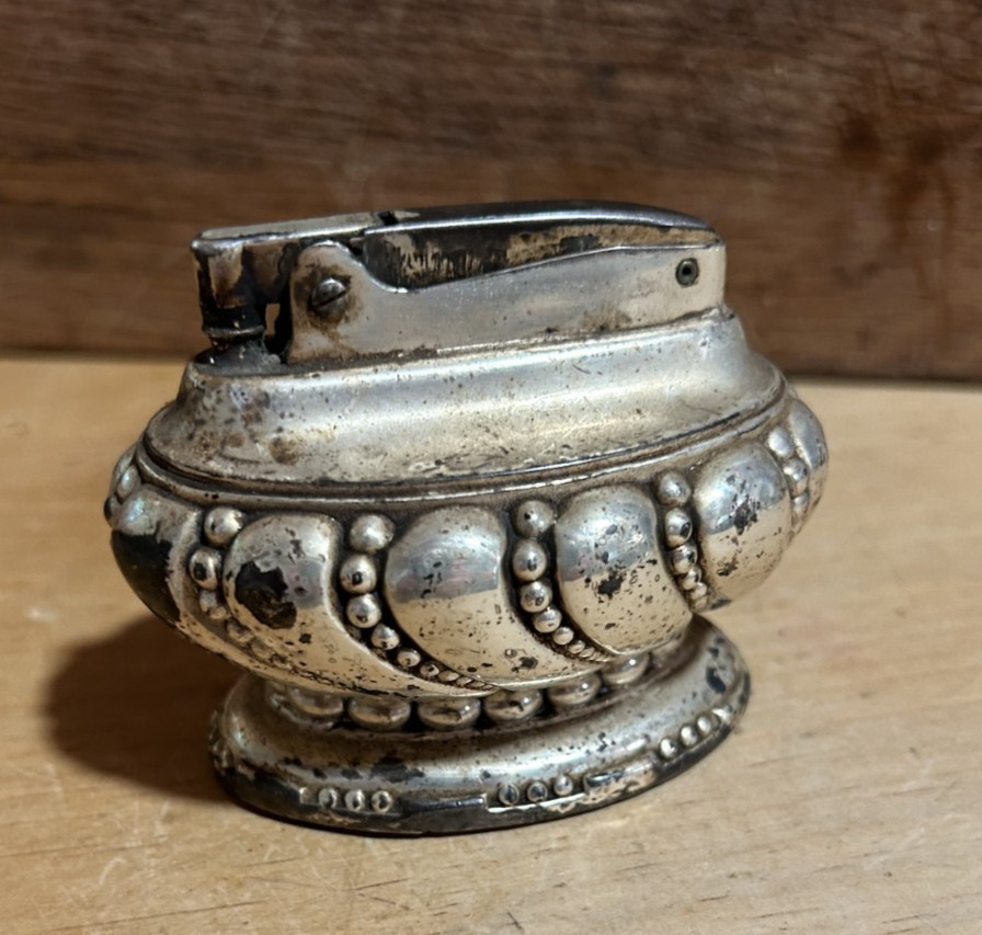 Ronson Crown Silver 1950's Table Top Cigarette Lighter  Vintage 