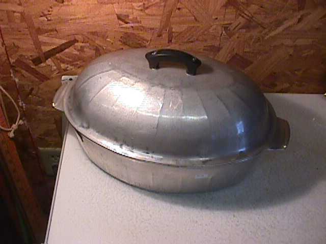 Household Institute Cast Aluminum Oval Roaster & Lid- #2