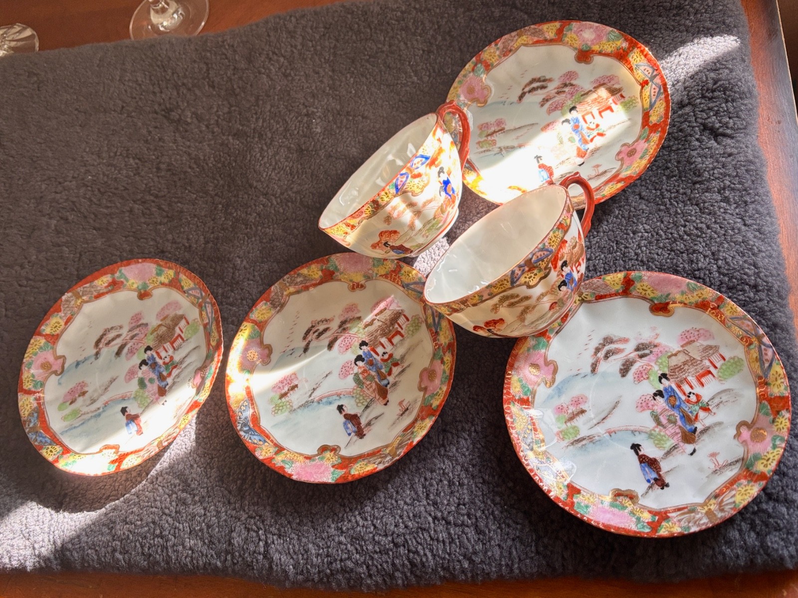 1920s Japanese Kutani Cups & Saucers Hand Painted Geisha  GOLD ACCENTED