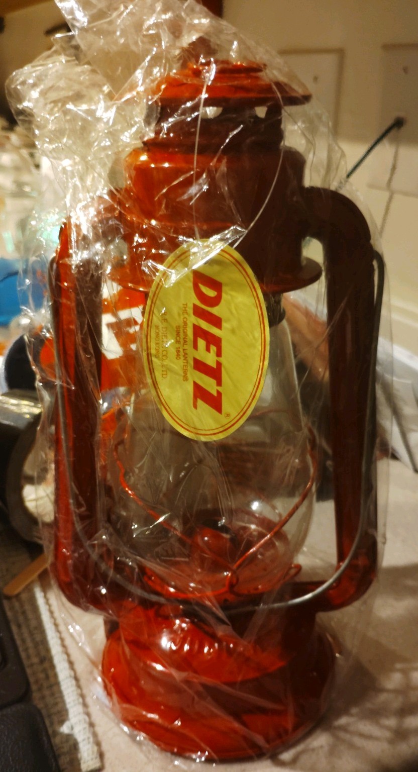 Dietz Junior Red Lantern No. 20 Kerosene Oil Lamp 12