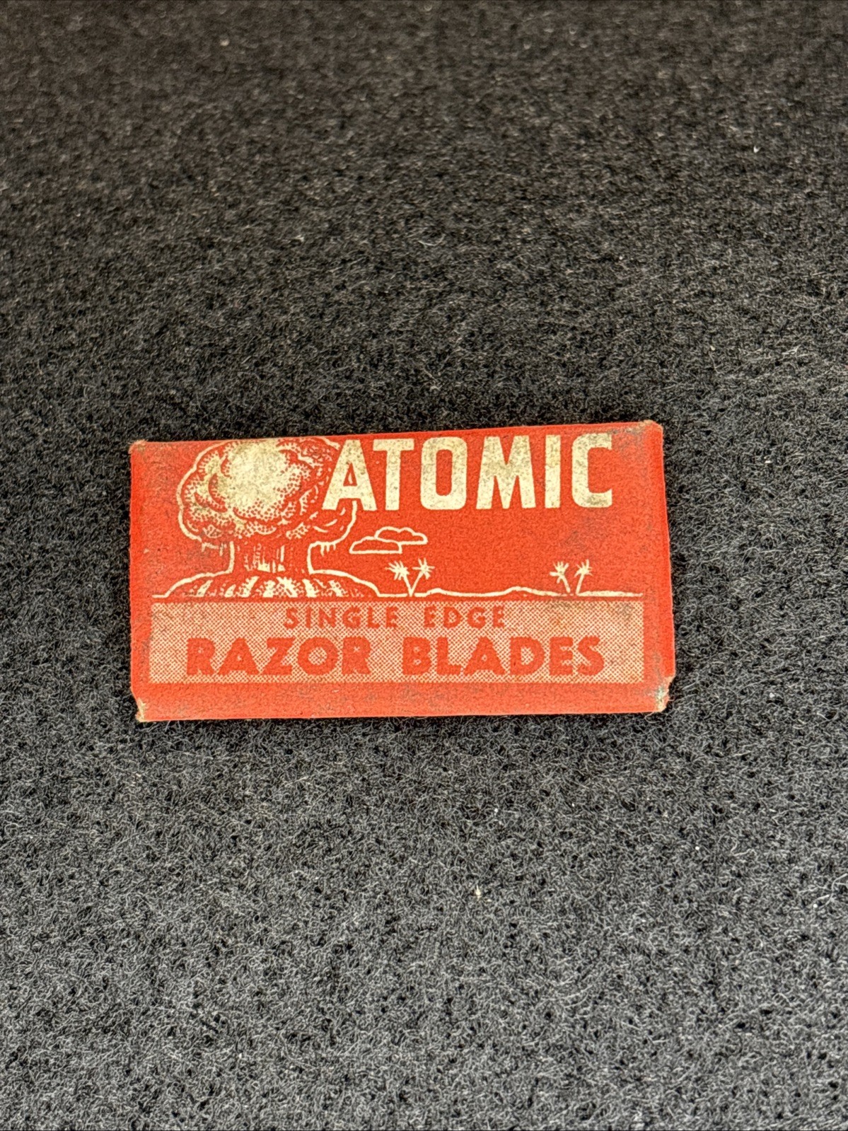 Vintage 1947-55 New ATOMIC Single Edge Razor Blades Atomic Blade Co Knoxville TN