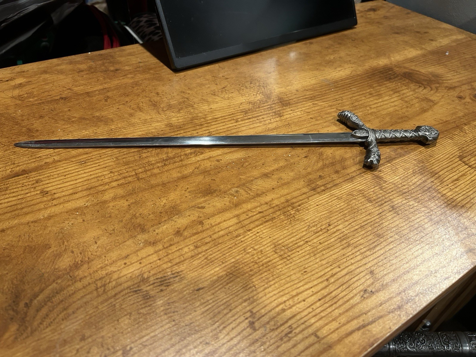 DENIX KING RICHARD THE LIONHEART SWORD HEAVY STAINLESS STEEL 17” DENIX KING RICHARD THE LIONHEART SWORD HEAVY STAINLESS STEEL 17”