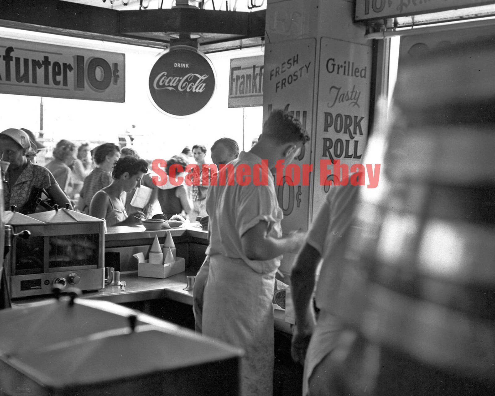 Circa 1954 Atlantic City Cafe Restaurant 8x10 Photo Circa 1954 Atlantic City Cafe Restaurant 8x10 Photo