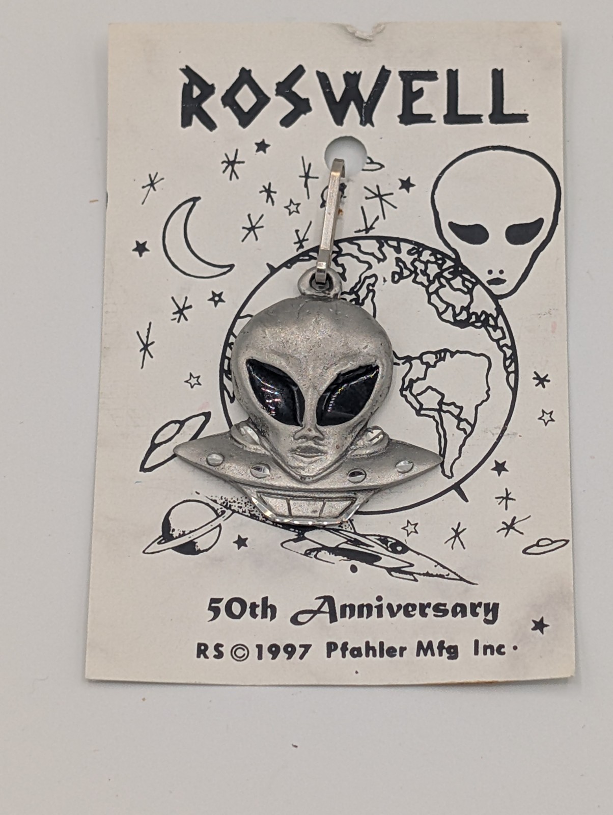 Vintage 97' RARE Roswell 50th Anniversary Alien UFO Pendant Necklace Sci Fi Gift Vintage 97' RARE Roswell 50th Anniversary Alien UFO Pendant Necklace Sci Fi Gift
