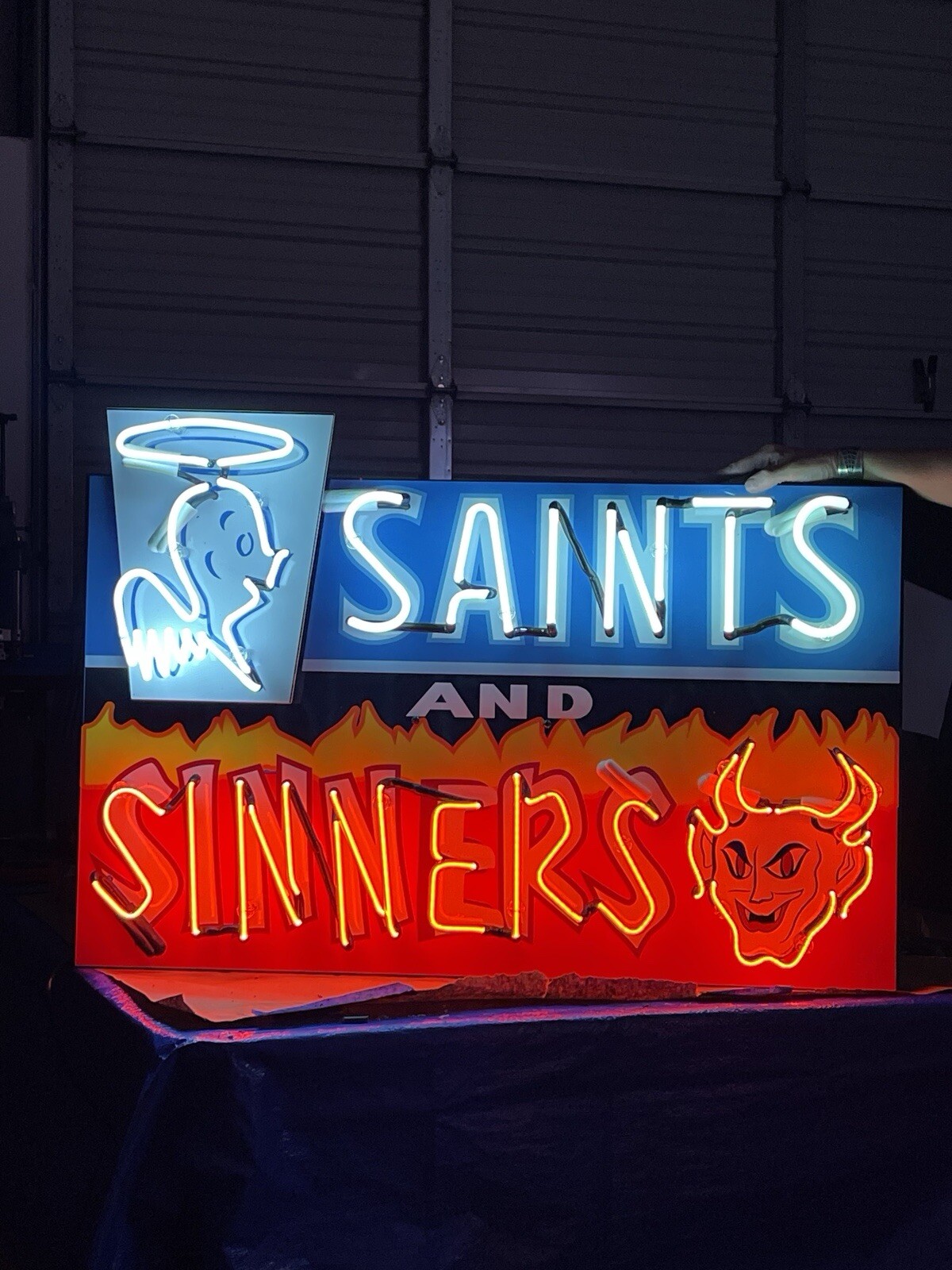 World Famous “Saints & Sinners” Glass Neon Bar Sign Vintage NM Lowrider Capital World Famous “Saints & Sinners” Glass Neon Bar Sign Vintage NM Lowrider Capital