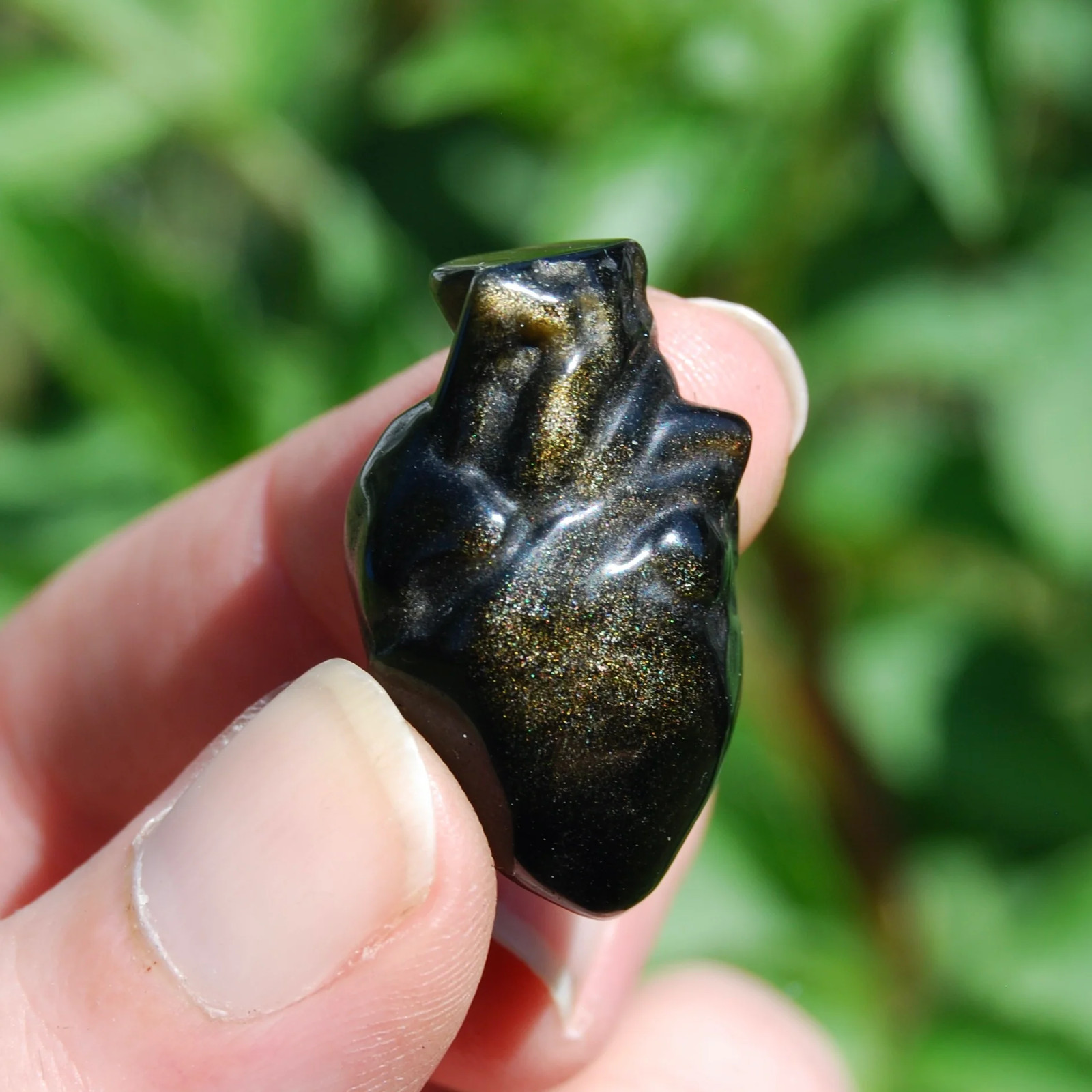ONE 1.25in Gold Sheen Obsidian Anatomical Heart, Realistic Crystal Carving ONE 1.25in Gold Sheen Obsidian Anatomical Heart, Realistic Crystal Carving