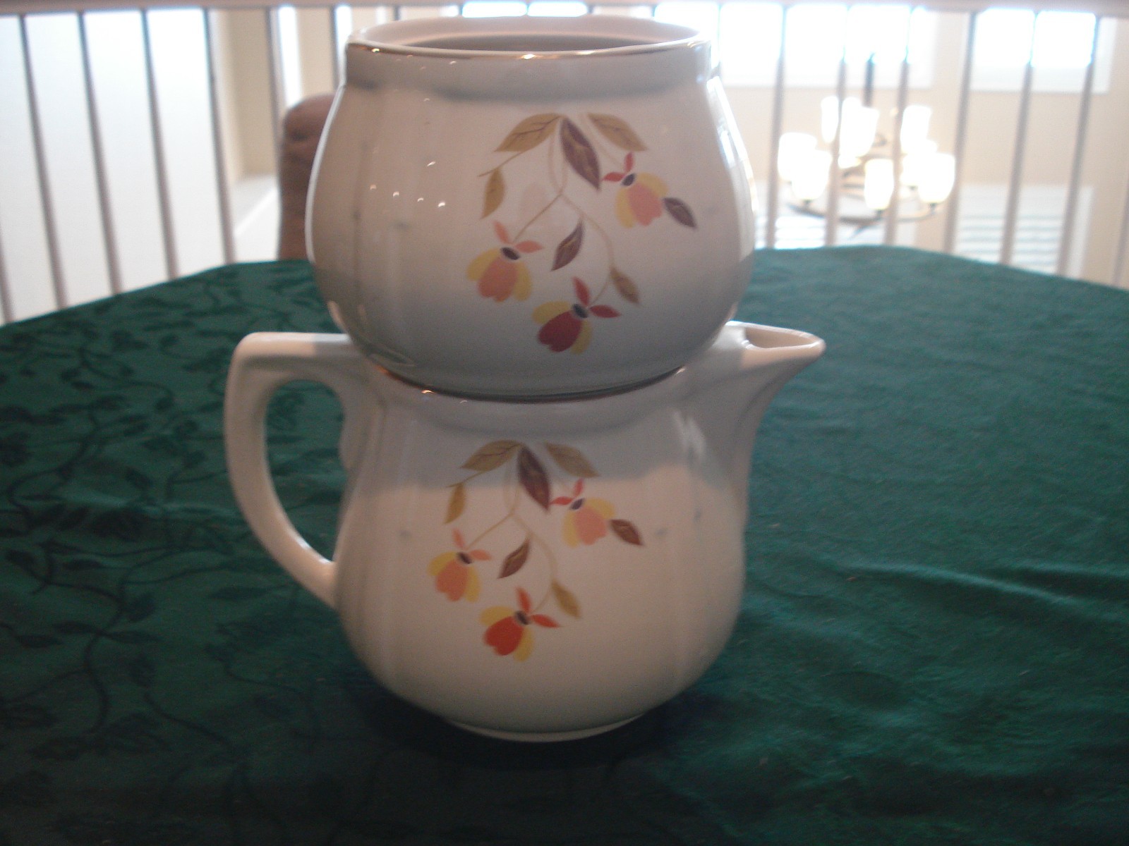 Vintage Hall\'s Superior Autumn Leaf Drip Coffee Pot 2 Pieces Retro Kitchen Vintage Hall\'s Superior Autumn Leaf Drip Coffee Pot 2 Pieces Retro Kitchen