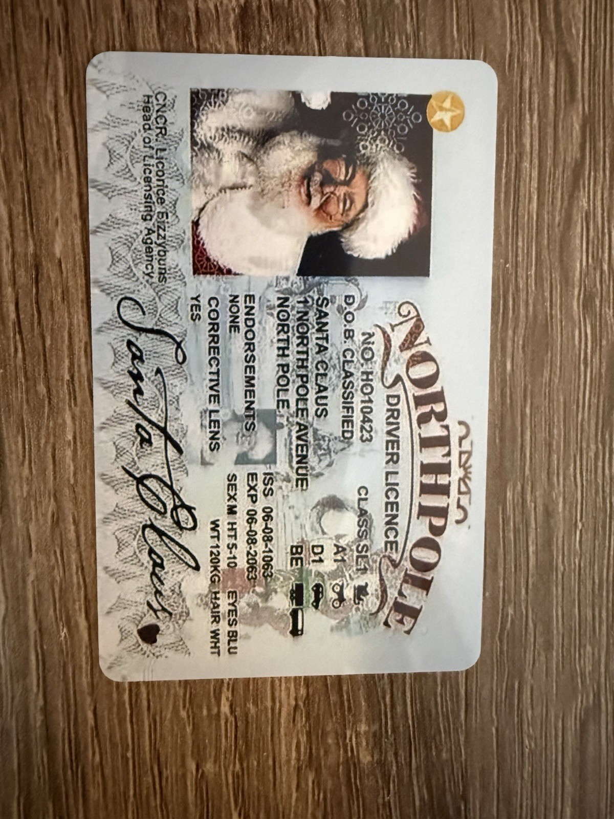 2 Pack Of Santa’s Drivers License’ For A Christmas Surprise (Free Shipping) 2 Pack Of Santa’s Drivers License’ For A Christmas Surprise (Free Shipping)