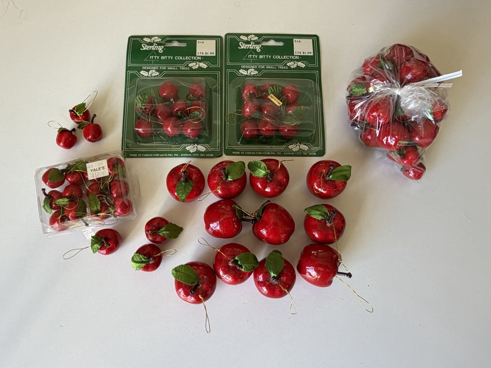 Vintage Lot Of Apple Ornaments Large Small Shiny Red 90\'s