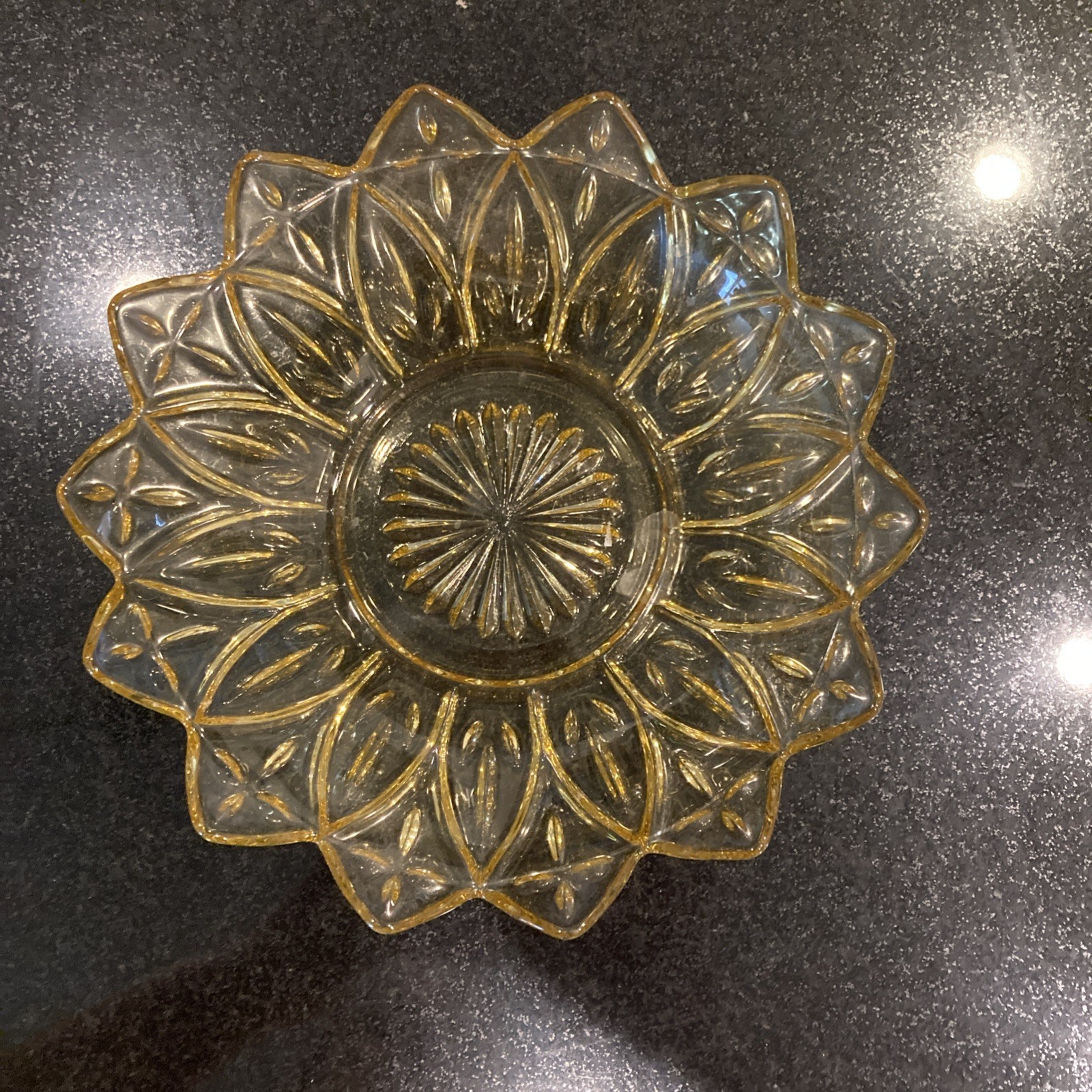 Vintage Federal Glass Amber Sunflower🌻 Petal Bowl 8.5”Starburst Serving Dish