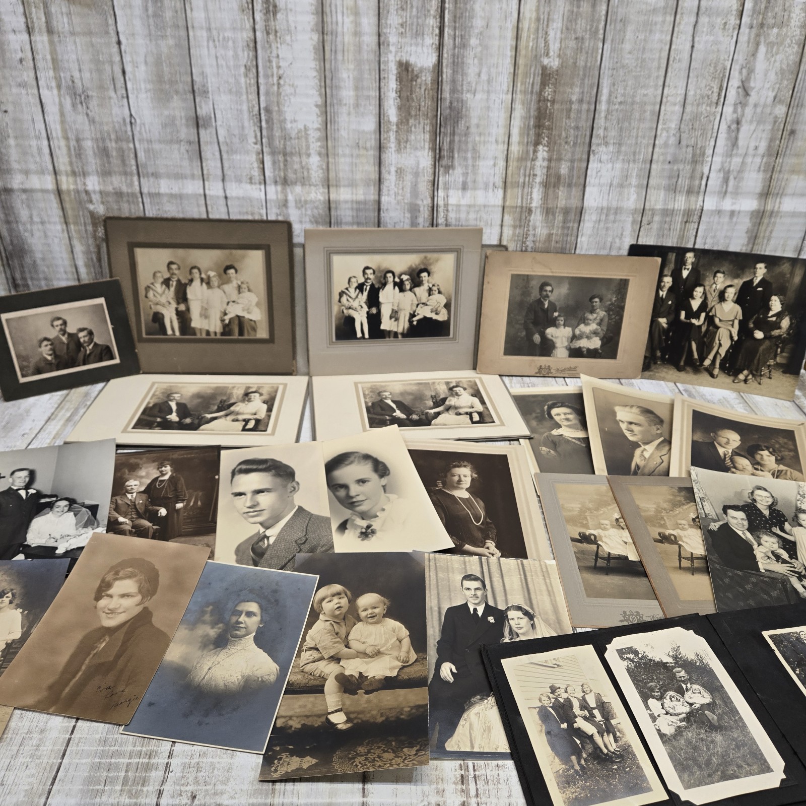 Lot of 30+ Antique & VTG Black & White Family Portrait Photographs 1900s–1940s