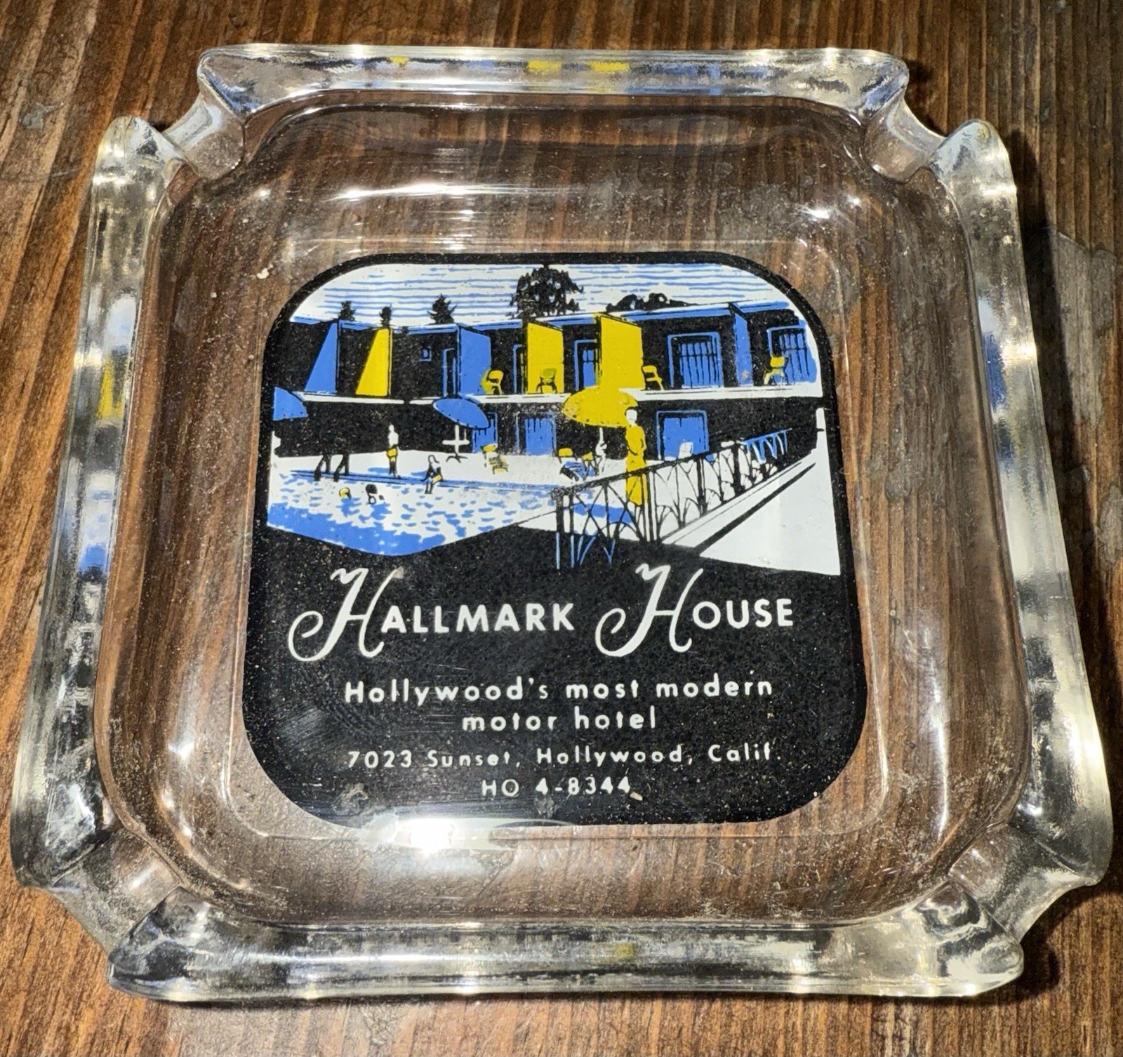 The Legendary Hollywood Hallmark House Motor Inn ashtray California MCM