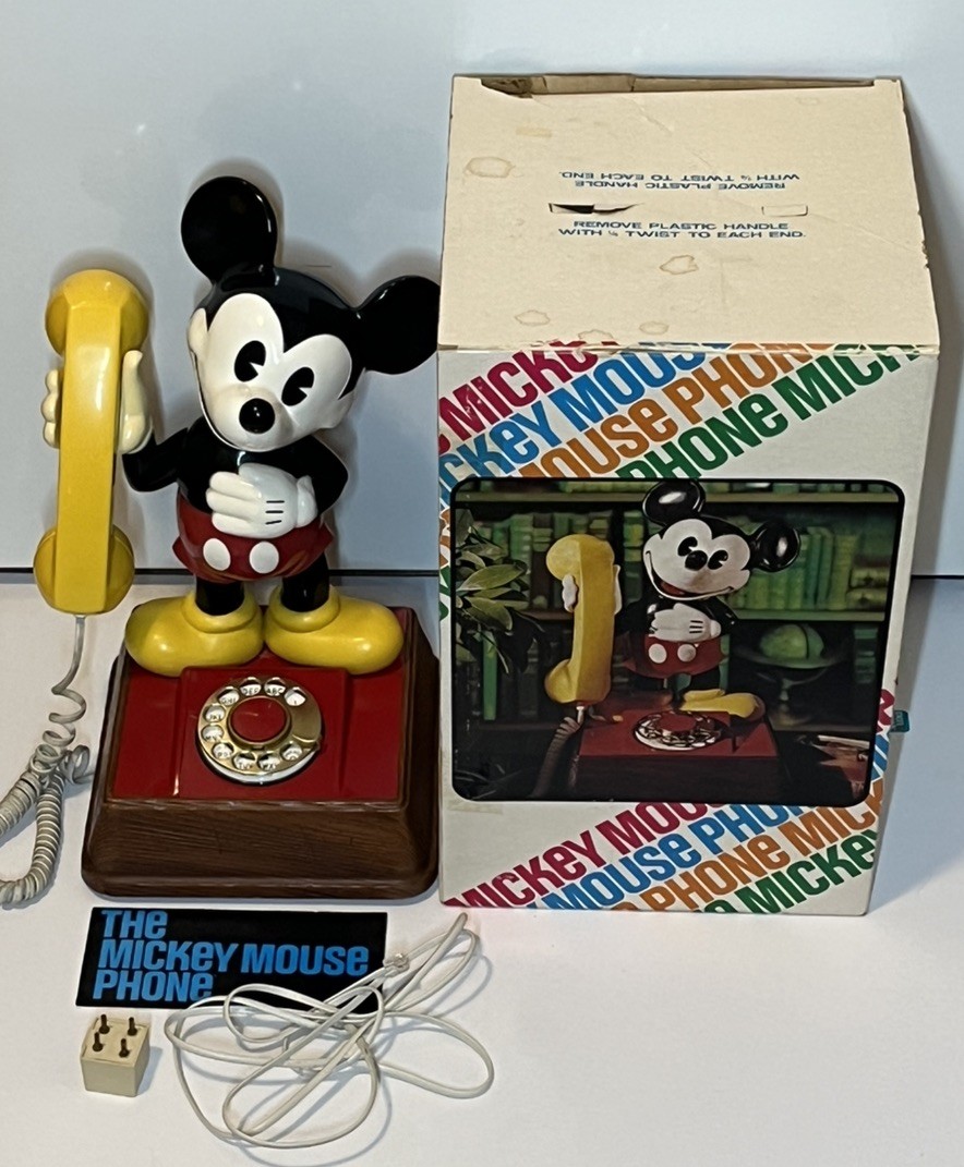 Vintage 1976 Mickey Mouse Rotary Telephone ATC Disney Model 156007 With Box Vintage 1976 Mickey Mouse Rotary Telephone ATC Disney Model 156007 With Box