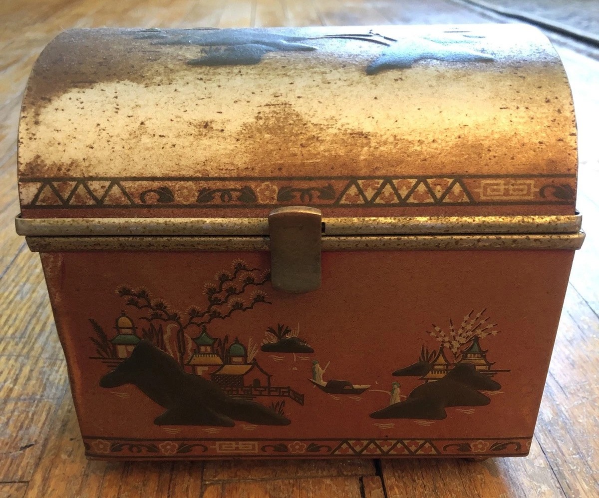 Vintage Baret Ware Asian Tin Jewelry Box Satin Liner Mirror Very Distressed