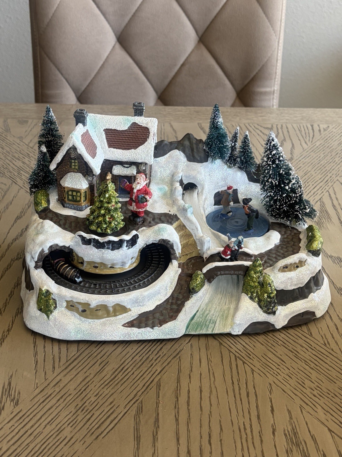 Vintage Avon Holiday Splendor Christmas Winter Wonderland Fiber Optic Village Vintage Avon Holiday Splendor Christmas Winter Wonderland Fiber Optic Village