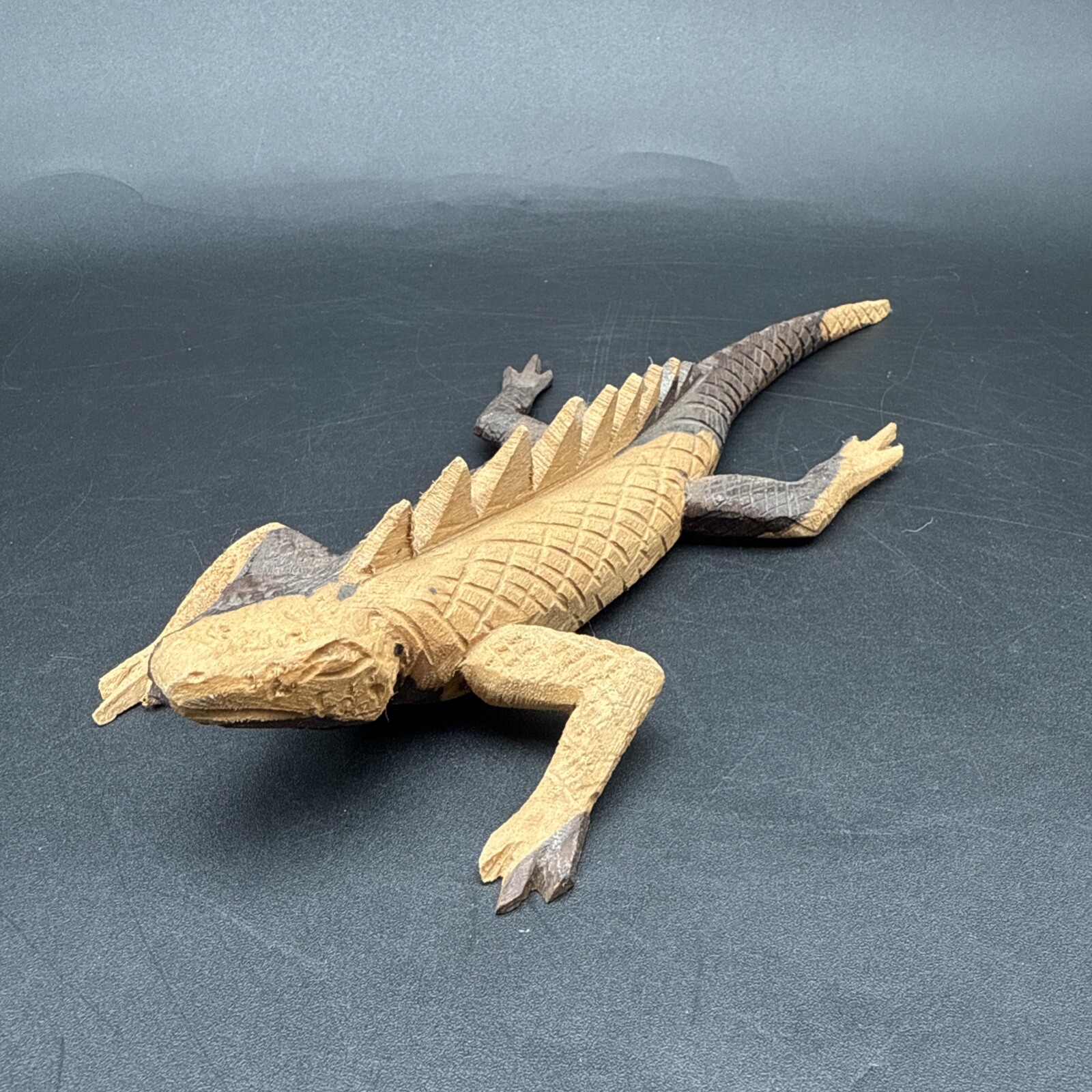 Hand Carved Wooden Lizard 13” Long Beautiful Two-tone Wood