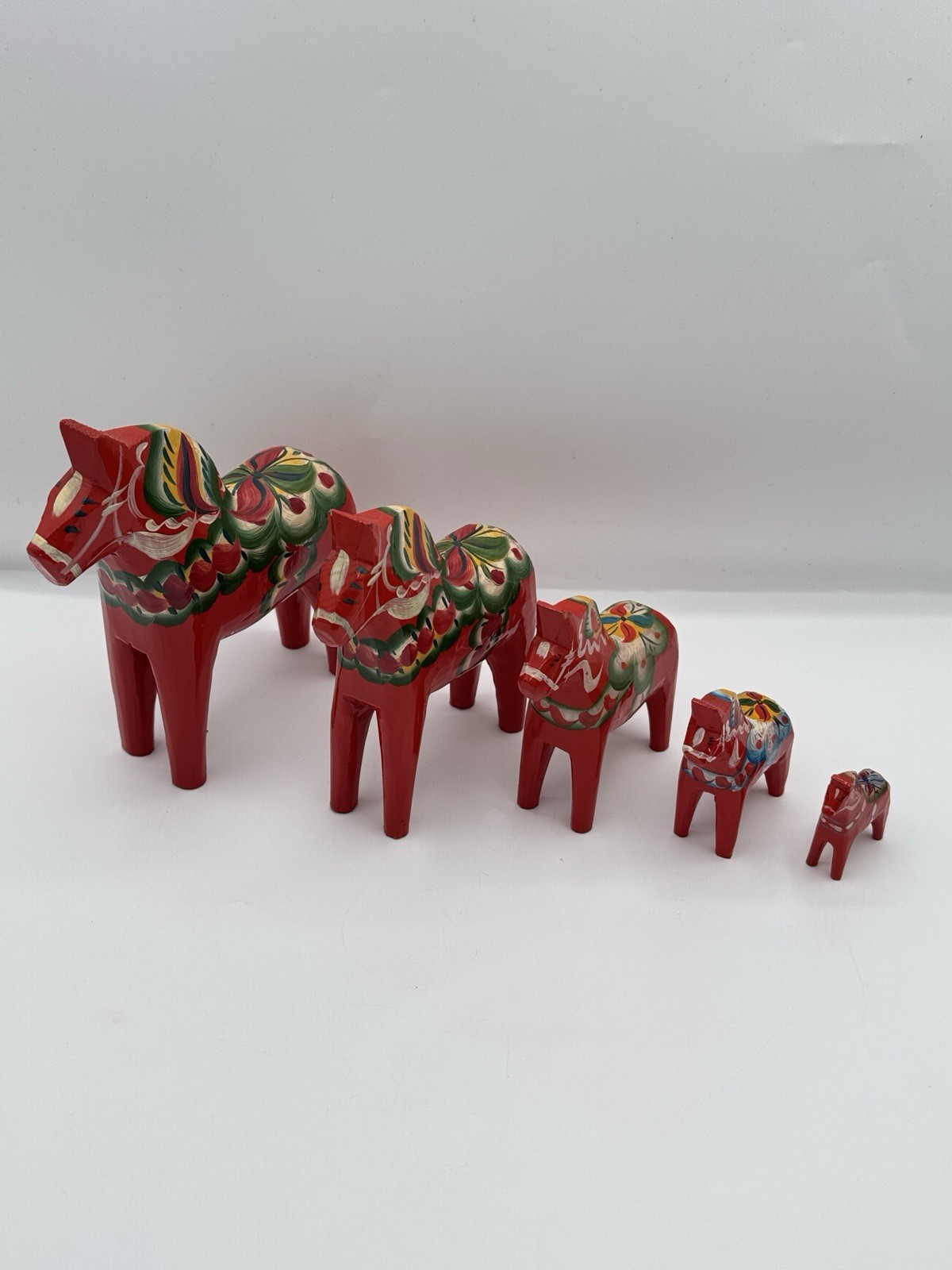 Vintage 5 Swedish Dala Horses Nils Olsson Sweden Folk Art Set Tags Different Sz