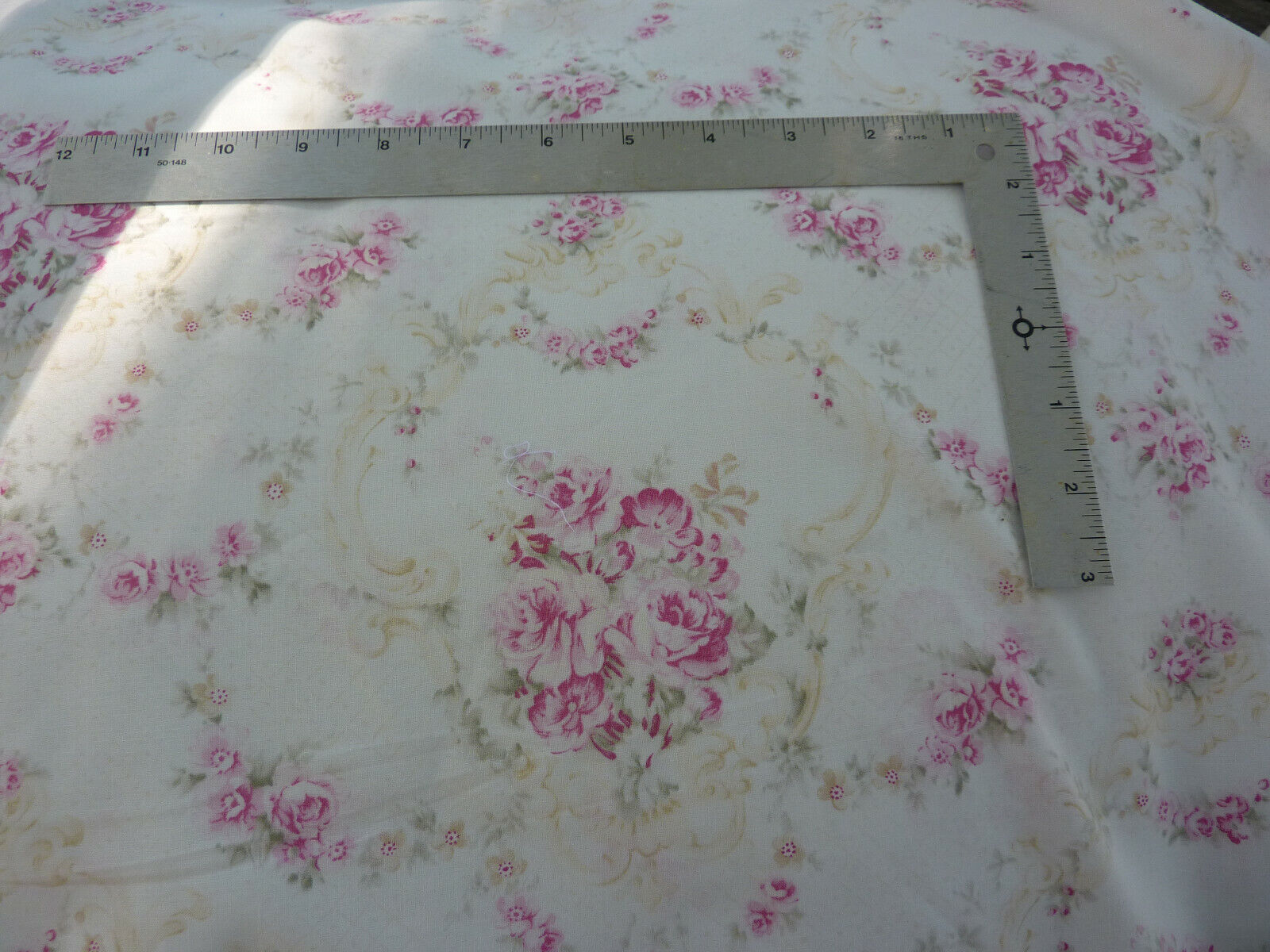 Yuwa Roseblossom Garland Cartouche Pink Roses  Cottage White  Shabby Chic Fabric