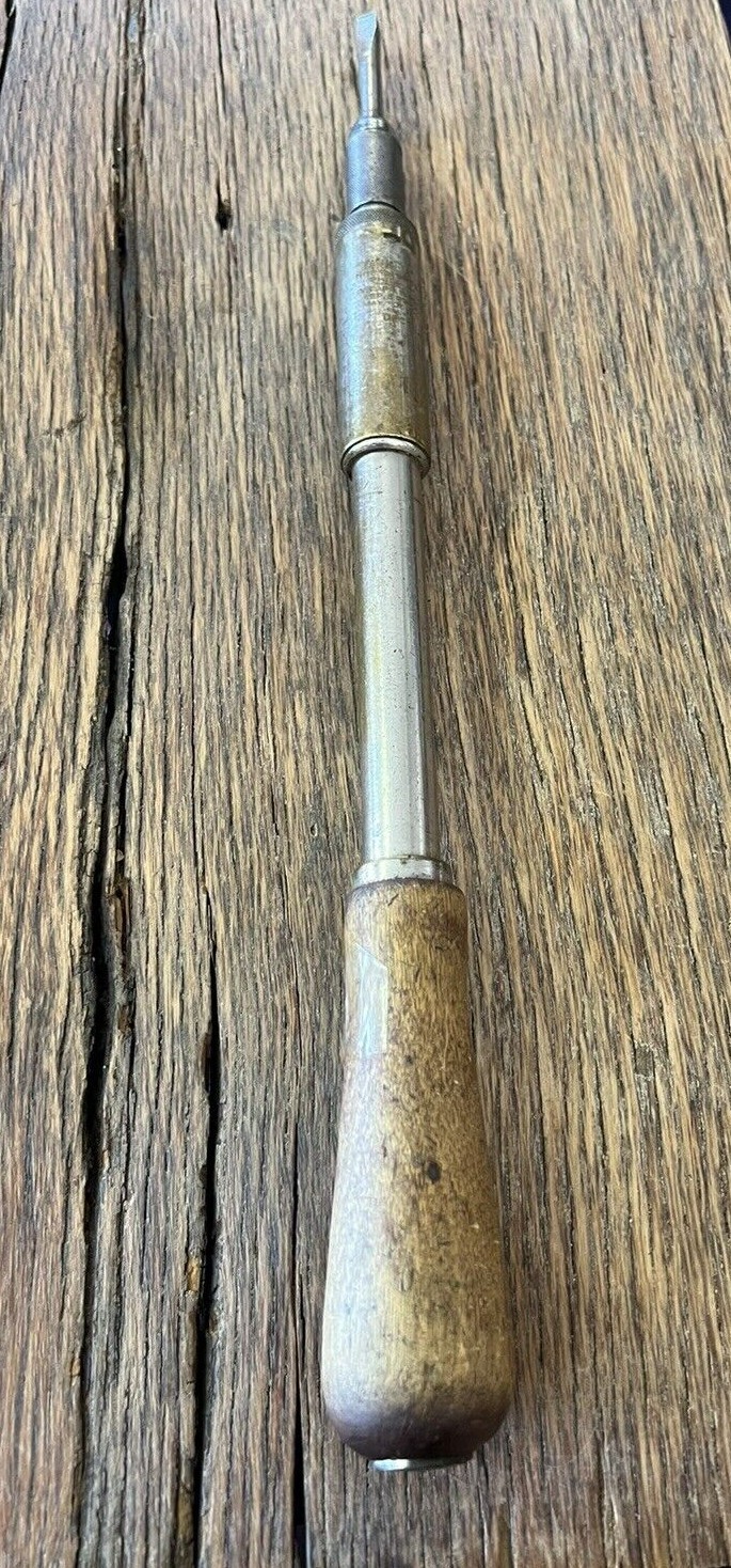 NORTH BROS. MFG. CO. YANKEE RACHETING SCREWDRIVER NO. 31A NORTH BROS. MFG. CO. YANKEE RACHETING SCREWDRIVER NO. 31A