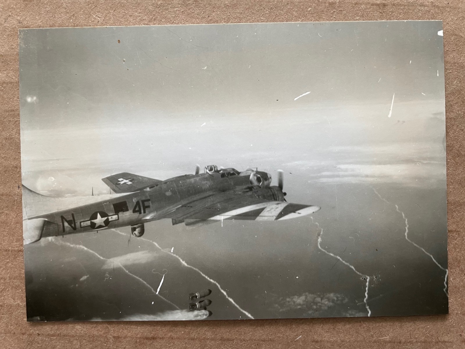 1945 WWII PHOTO Airplane Aerial Reconnaissance Bomb Away B-17 Flying Fortress 46 1945 WWII PHOTO Airplane Aerial Reconnaissance Bomb Away B-17 Flying Fortress 46