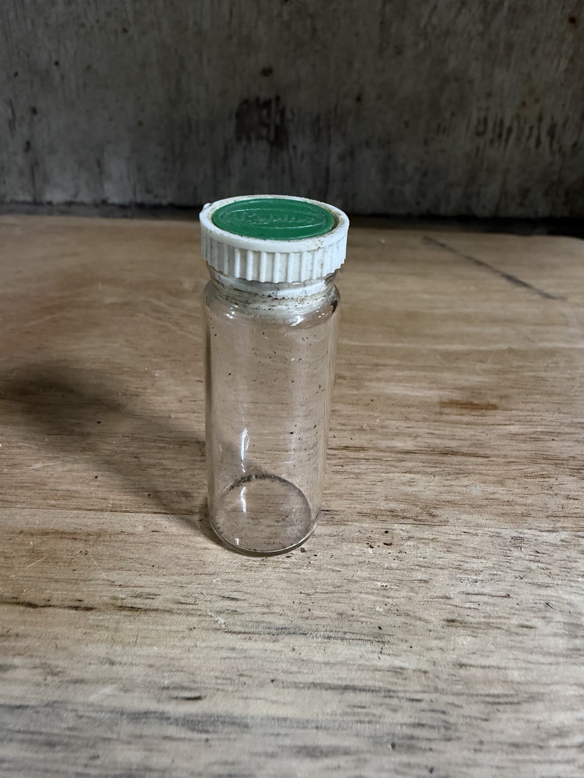 vintage A.H. Robins pharmaceutical sample vial