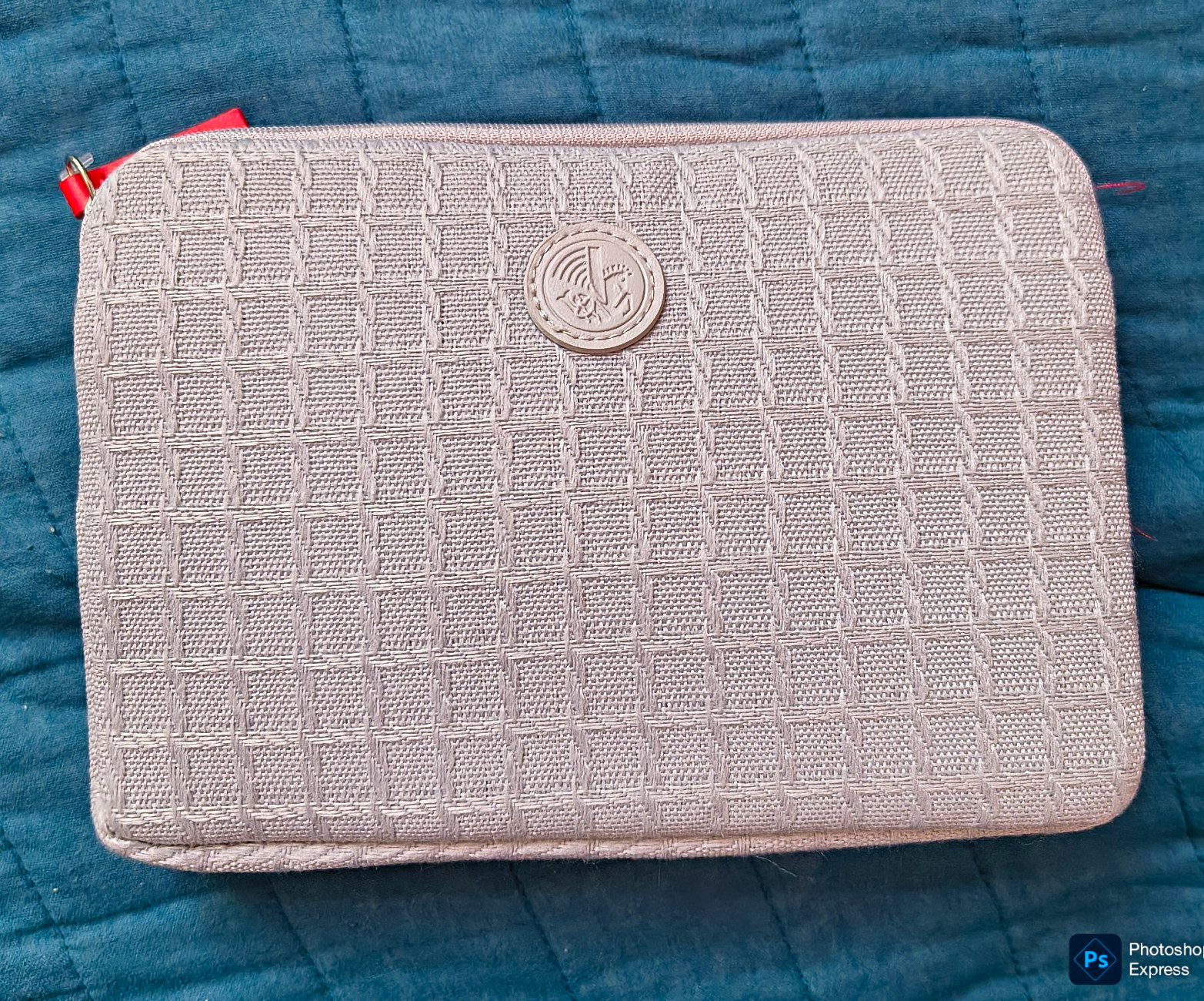 air france business class amenities kit unopened