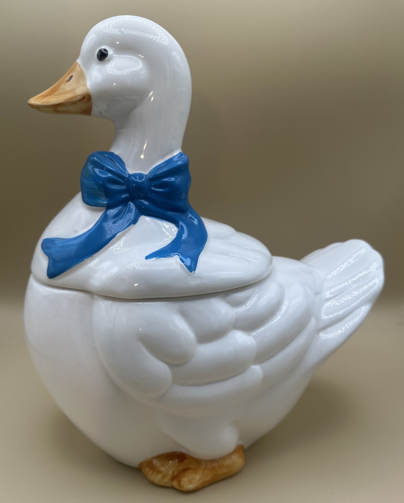 VTG Mother Goose Ceramic Cookie Jar Blue Bow Orange Feet Farmhouse Cottage 11” VTG Mother Goose Ceramic Cookie Jar Blue Bow Orange Feet Farmhouse Cottage 11”
