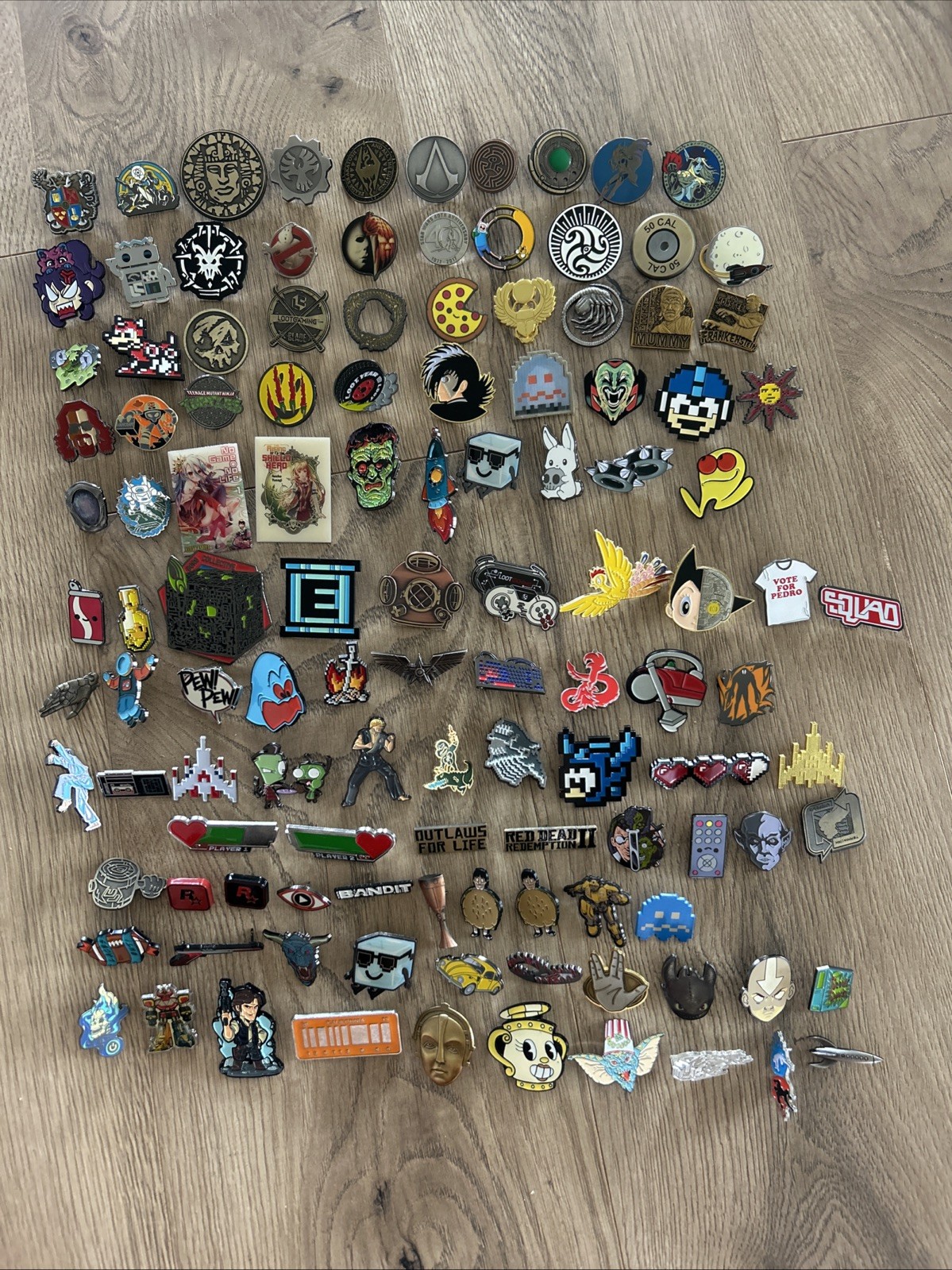 LOT of 100 Mostly Loot Crate Pin Collection, Gaming
