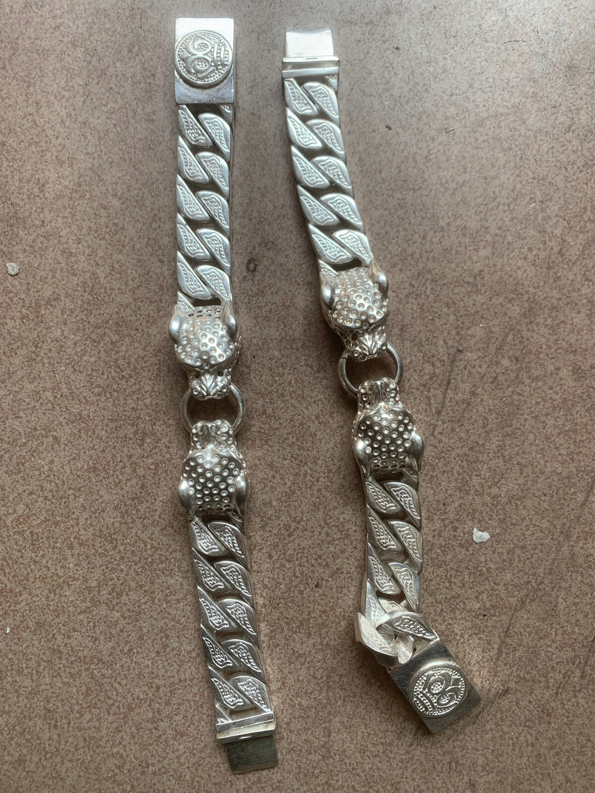 2Pcs WOW Hand Made Tibetan Silver *Two Tiger* Bracelets