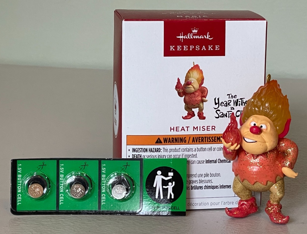 Hallmark 2025 HEAT MISER Magic Ornament ~ NMIB