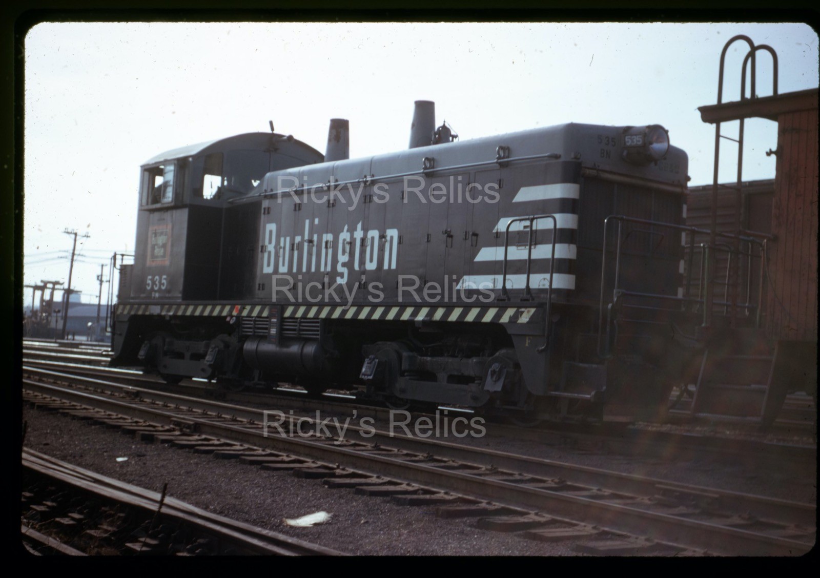 Original Slide BN/CB&Q #535 EMD NW2 Burlington Northern 1971