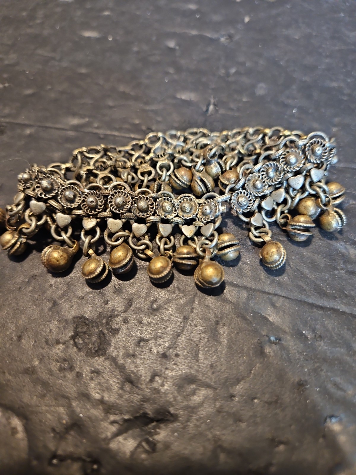 Yemenite tribal antique Silver Plated Brass anklet leg 65g. Plz Read Description Yemenite tribal antique Silver Plated Brass anklet leg 65g. Plz Read Description