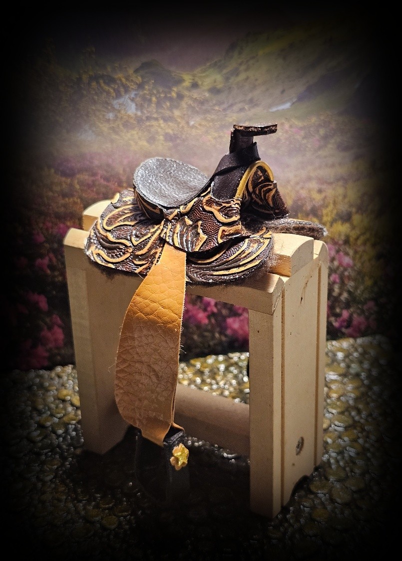 Cm 1:9 Scale Western Breyer Saddle 