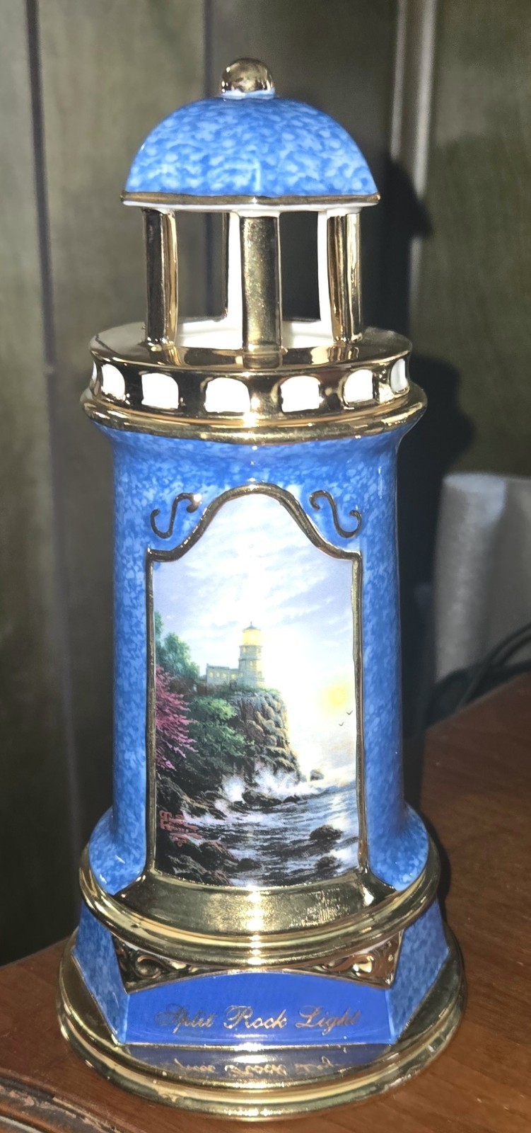 Thomas Kinkade NIB 2004 Painter of Light Split Rock Light up Figurine Lighthouse