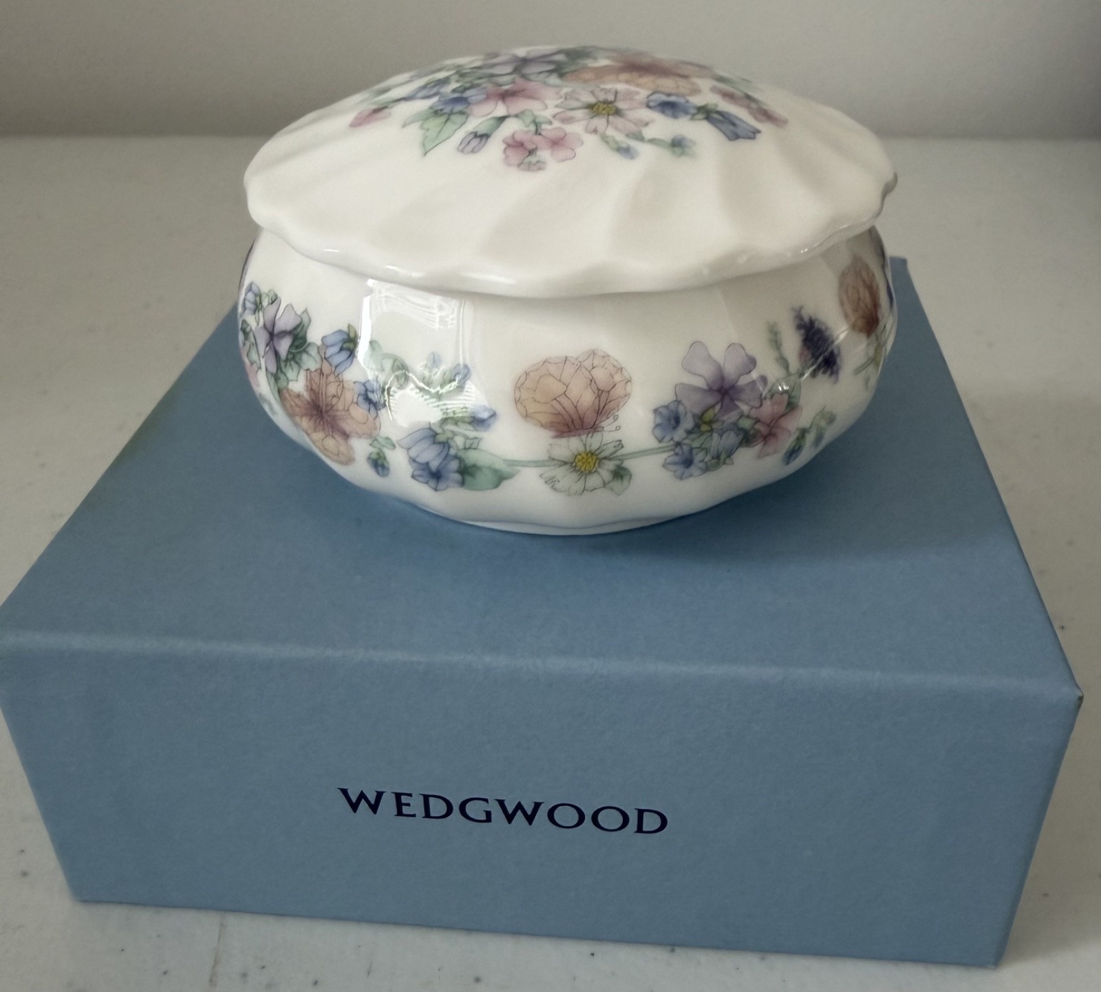 Vintage Wedgewood Angela floral bone China Small trinket box Vintage Wedgewood Angela floral bone China Small trinket box